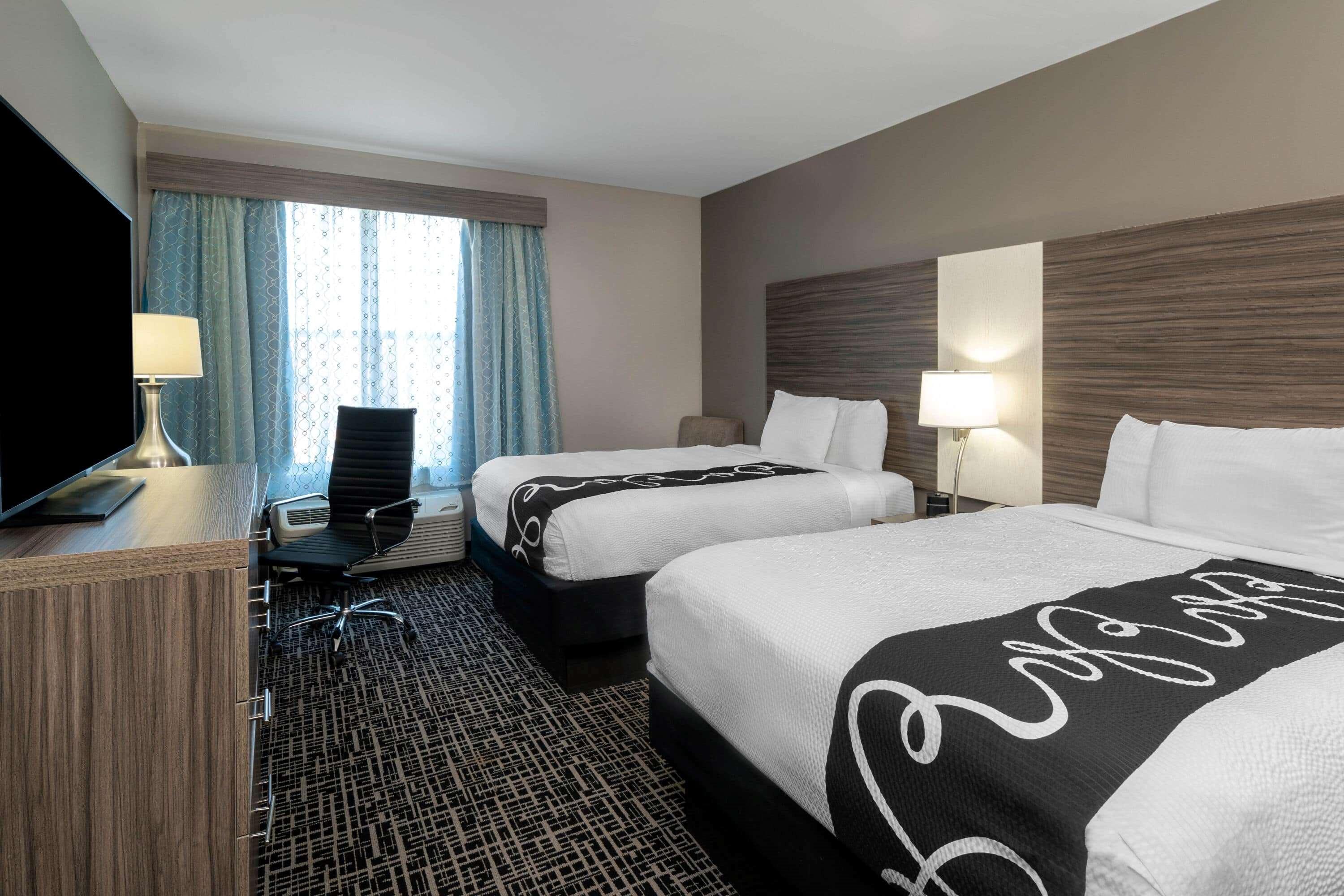 La Quinta By Wyndham Forsyth Hotel Eksteriør billede